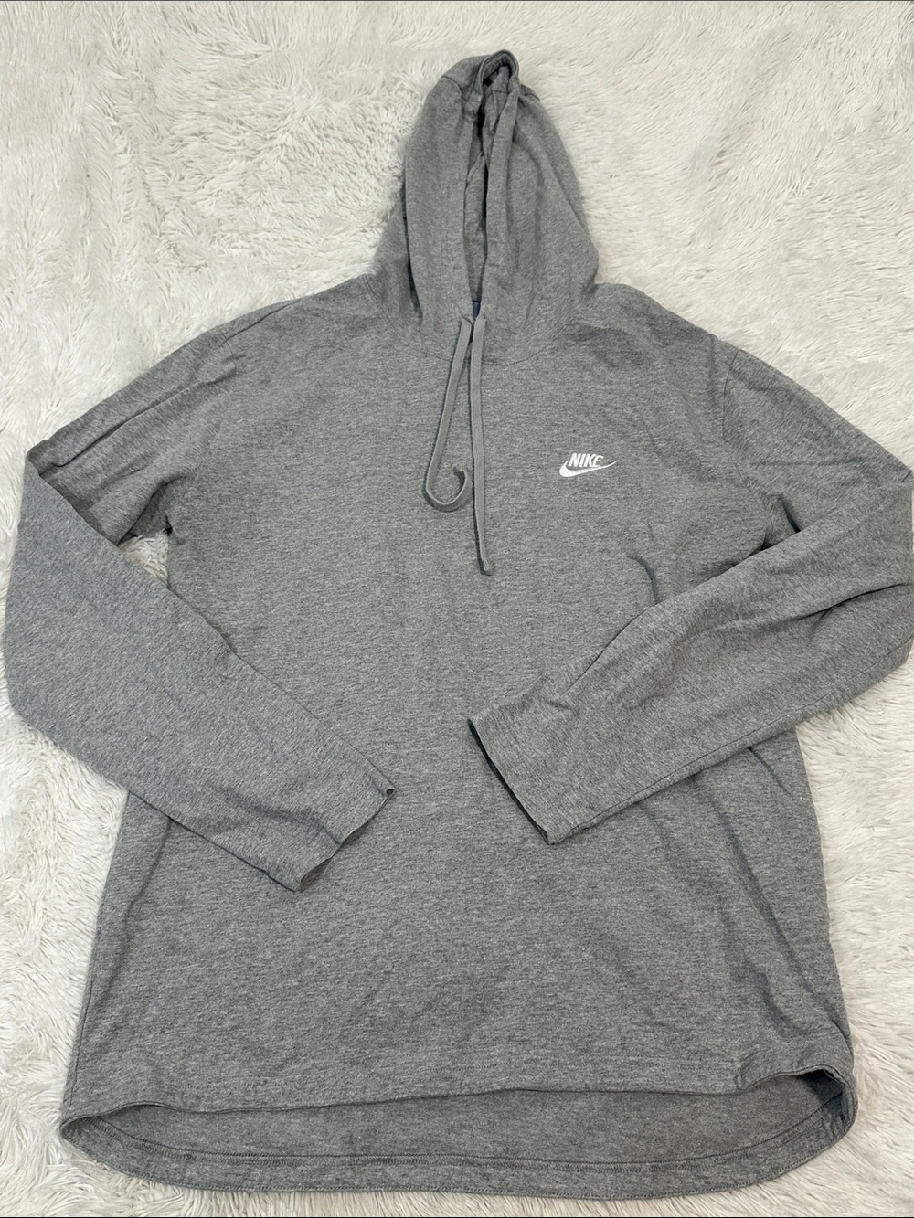 🏰 Nike Heavyweight Hooded T-Shirt